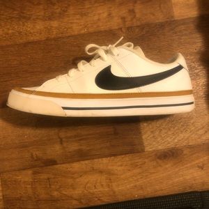 Nike Court Legacy-Men’s-9.5